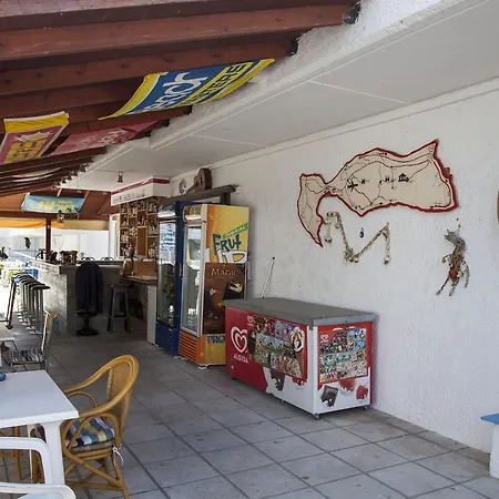 Aparthotel Yiannis & 3*