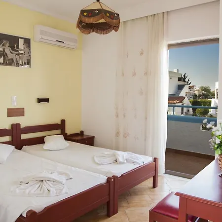 Yiannis & Aparthotel